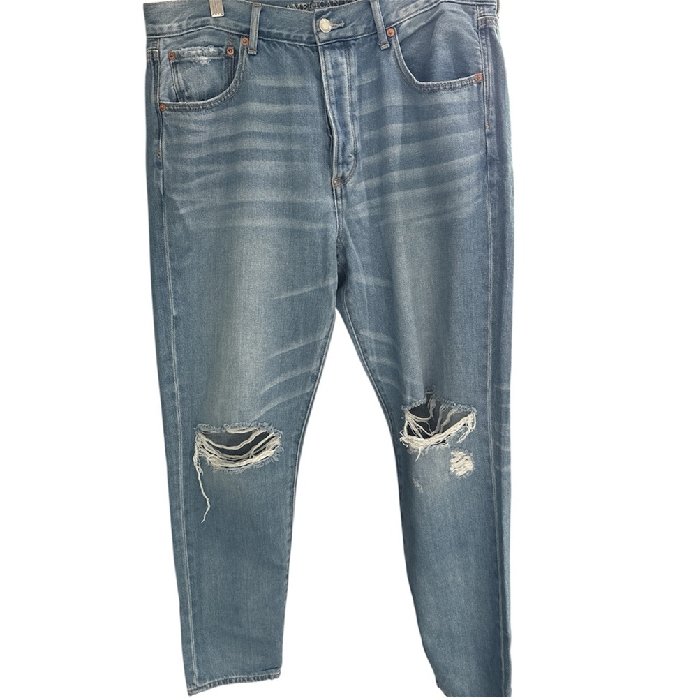 American Eagle Women’s Distressed Button-fly Straight Leg Jeans 14Long - Picture 3 of 13